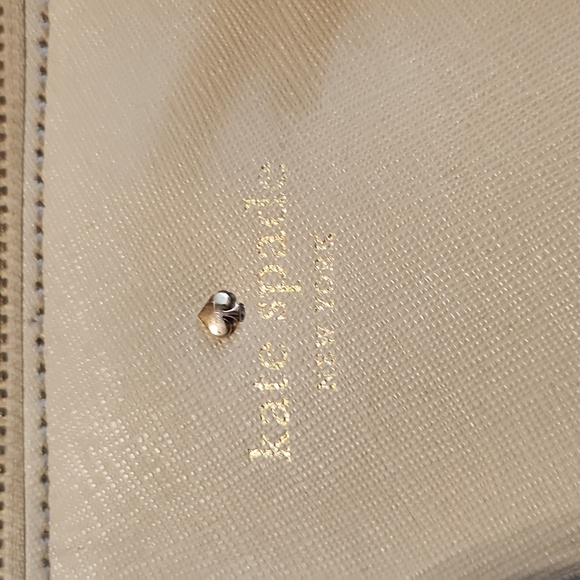 Purse - Picture 3 of 3